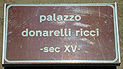 Palazzo Donatelli Ricci: the plate presenting it.